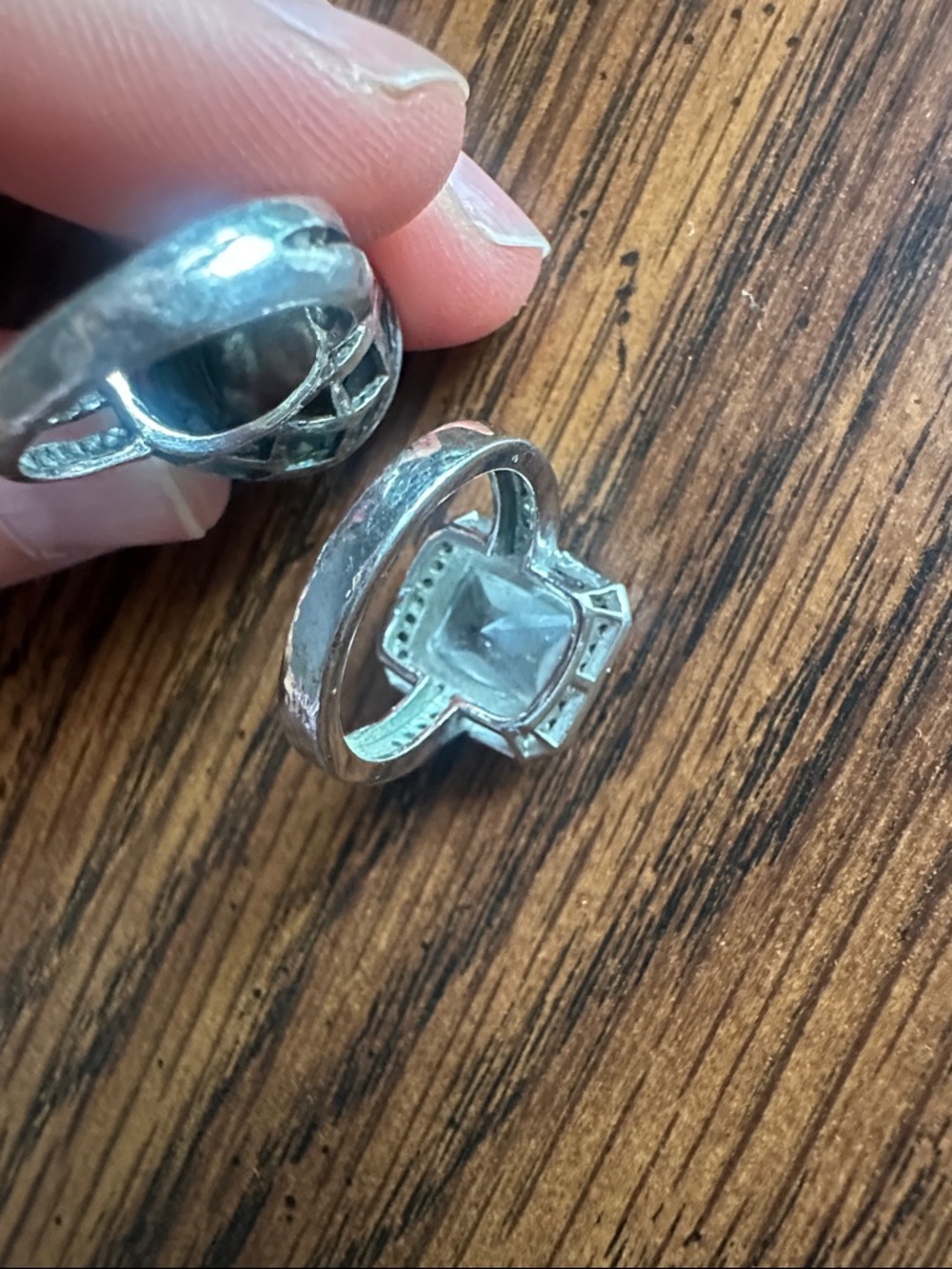Statement Rings ✨✨✨ - Picture 9 of 16